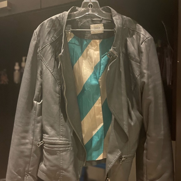 ONLY brand Graziella PU Biker Blazer - Picture 3 of 6